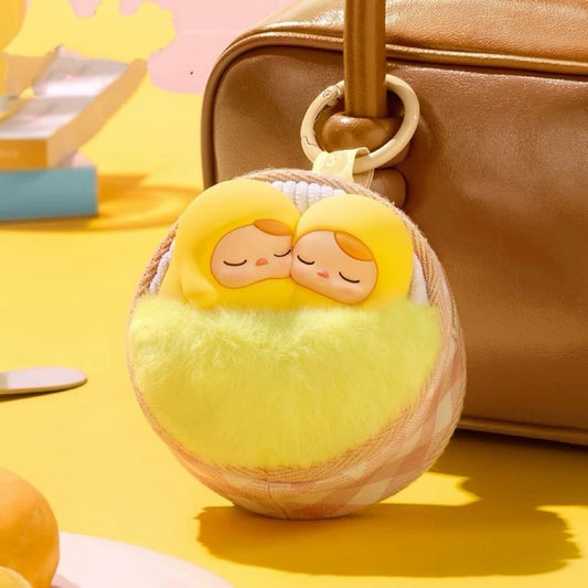 Pucky egg beanie earphone case original
